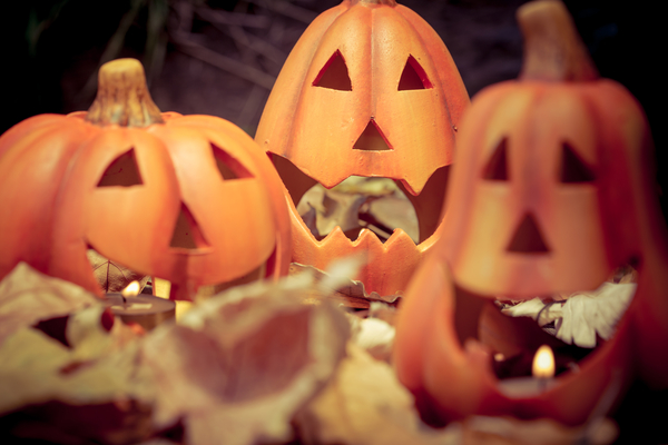 Готовимся к Хэллоуину: Как сделать светильник Джека