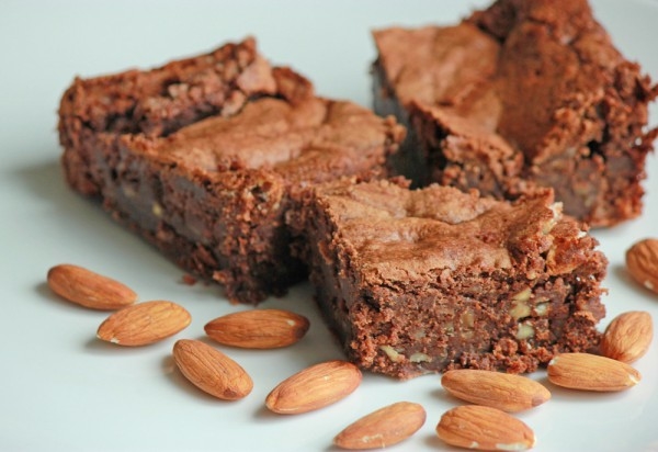 Миндальный пирог: Три вкусные идеи