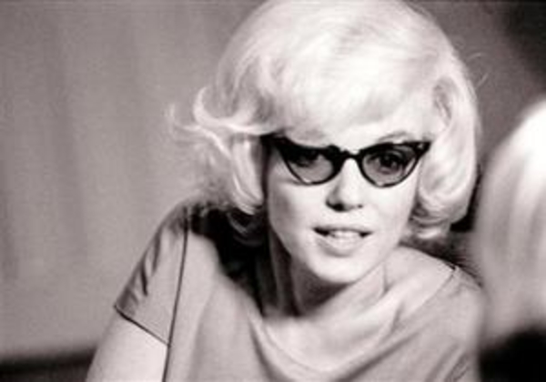 Документы пластического хирурга Мэрилин Монро уйдут с молотка