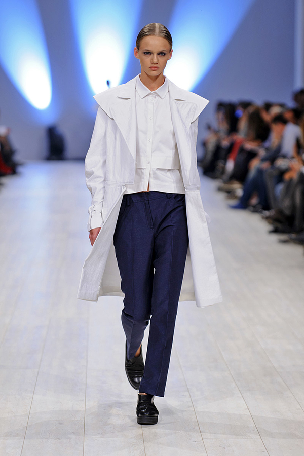 Модная верхняя одежда: Новая коллекция от Елены Пржонской