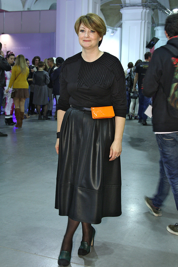 Катерина Осадчая, Василиса Фролова и другие: Модные образы звезд на UFW