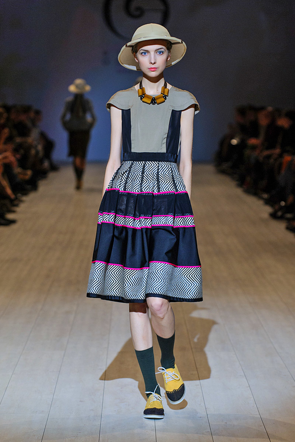 Дизайнер Елена Голец выпустила на подиум "хищников"