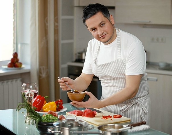 Эктор Хименес-Браво: Используйте кухонные варежки и нагревайте тарелки