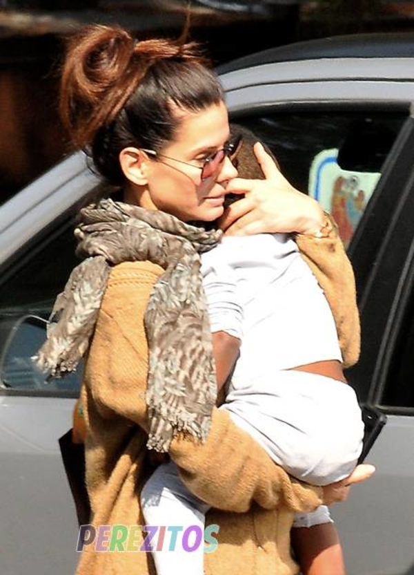 Пополнение в семье: Сандра Баллок удочерит второго ребенка