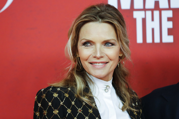 Beauty-образ дня: Мишель Пфайффер