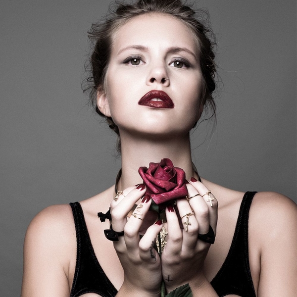 Модные оттенки лаков для осени 2013