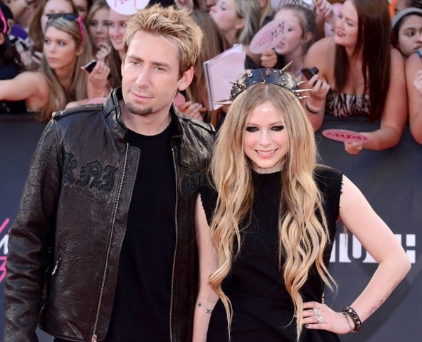 Аврил Лавин спела с мужем в новом клипе (ВИДЕО)