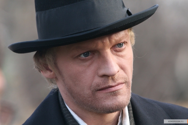 Актер Алексей Серебряков собирается купить дом в Канаде