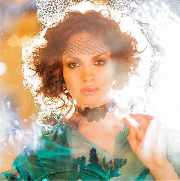 Beauty-образ дня: Надежда Мейхер