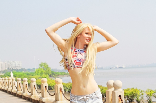 vk.com/aprilofficial