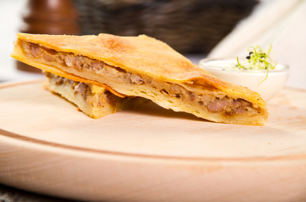 Как приготовить осетинский пирог с мясом