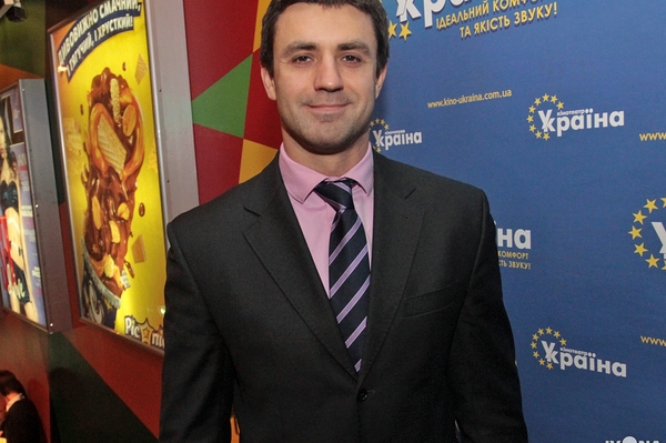 Анатолий Степанов