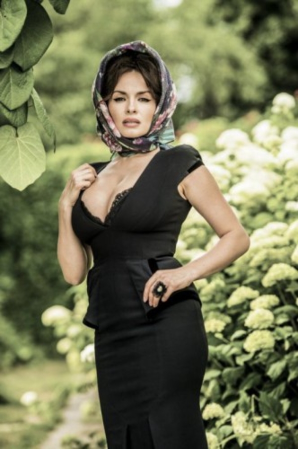 Авто Нади Мейхер исписали нецензурными выражениями (ФОТО)