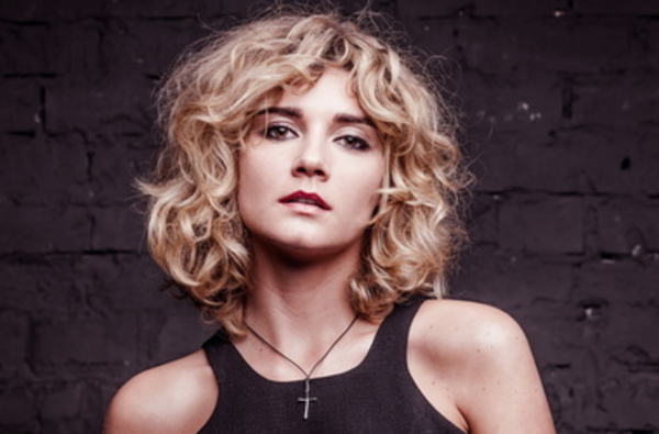 Миша Романова: Узнай больше о финалистке шоу Хочу в ВИА Гру