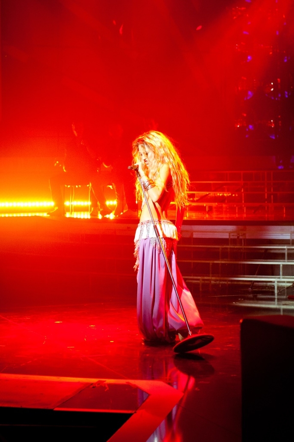 Ева Бушмина готовит откровенный танец живота