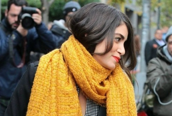 Как выглядеть стильно: Яркий осенний образ от актрисы Никки Рид