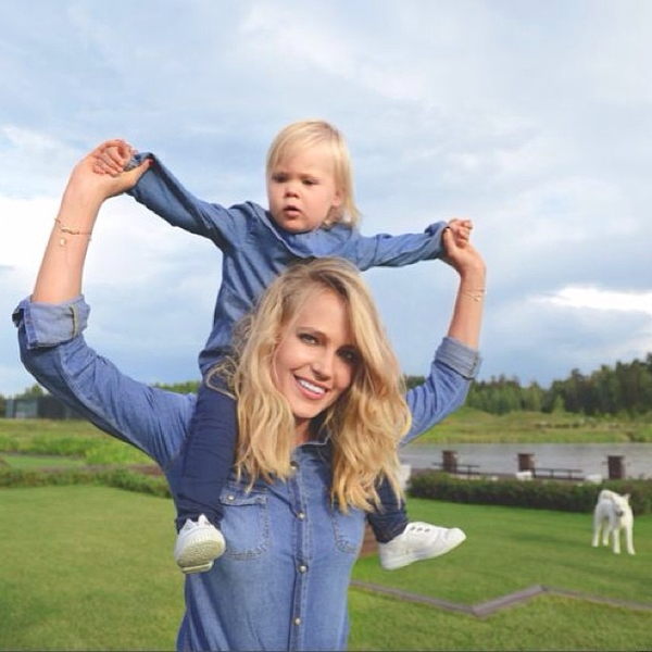 Глюкоза показала подросших детей: Спасибо за это счастье быть мамой