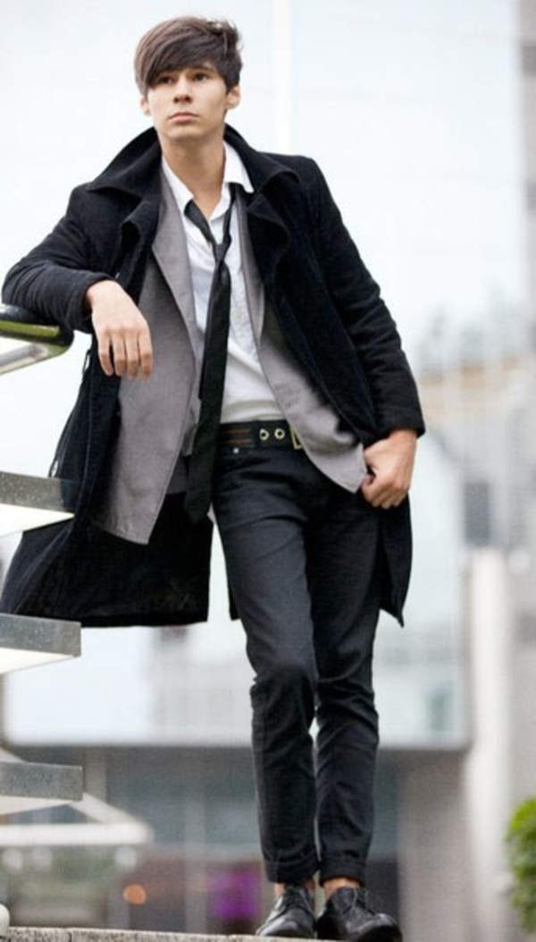 Х-фактор 4: Смотри фото выбывшего участника Никиты Ломакина