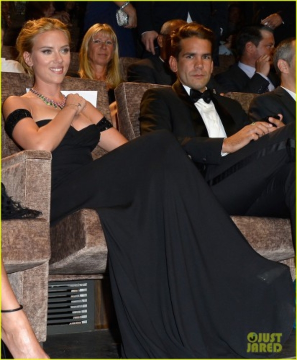 Именинница Скарлетт Йоханссон: Смотри ТОП-11 фото любовников звезды