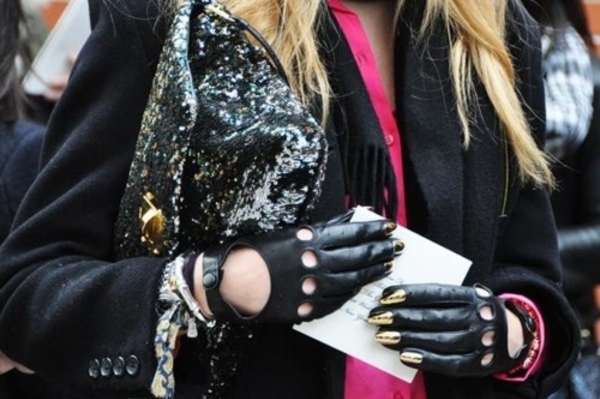 whathephoque.tumblr.com