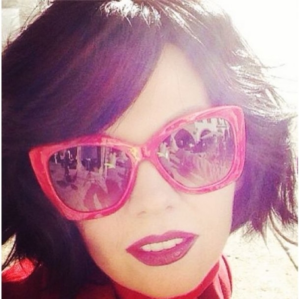 Певица Валерия примерила смелый образ: новая прическа и броский макияж