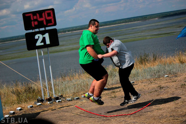 Участники шоу Зважені та щасливі передают свой опыт детям