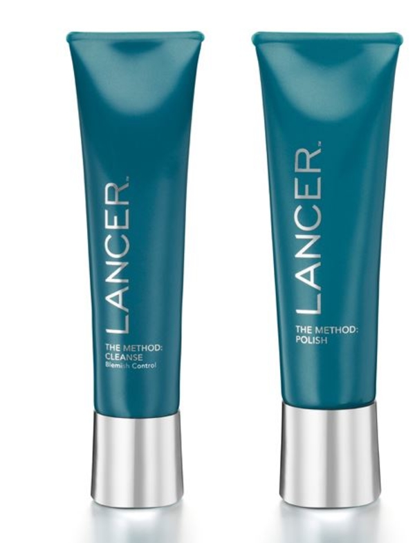 Виктория Бекхэм: Что в косметичке у иконы стиля?