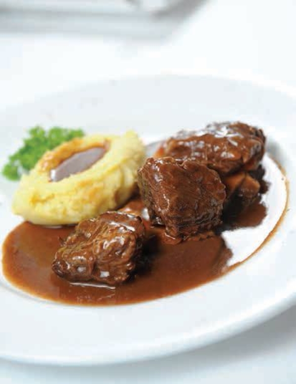 Говядина с черносливом