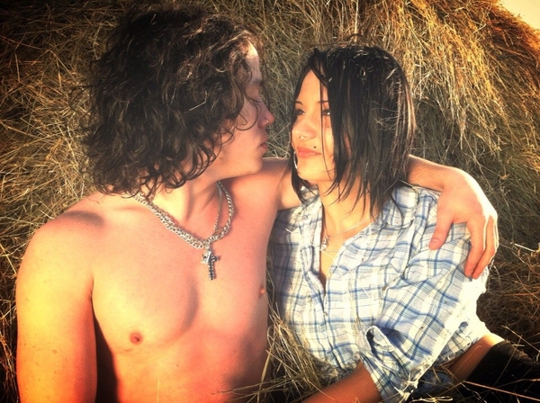 Финалист Х-фактор 3 Дмитрий Сысоев женился