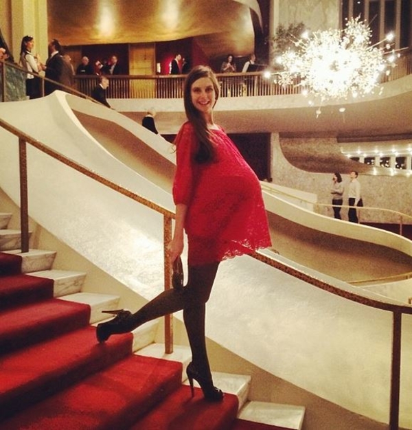 Беременная балерина: На девятом месяце все еще в пуантах