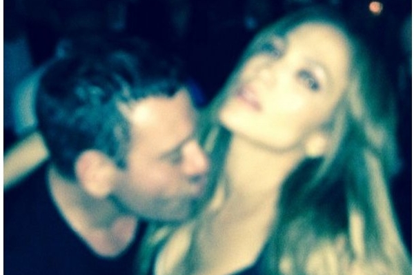 instagram.com/sardesarde