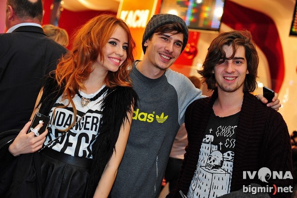 Любовь в большом городе 3: Горбунов, Брежнева и Зеленский сходили в кино