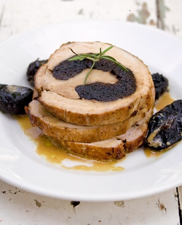 Свинина с черносливом: ТОП-5 рецептов