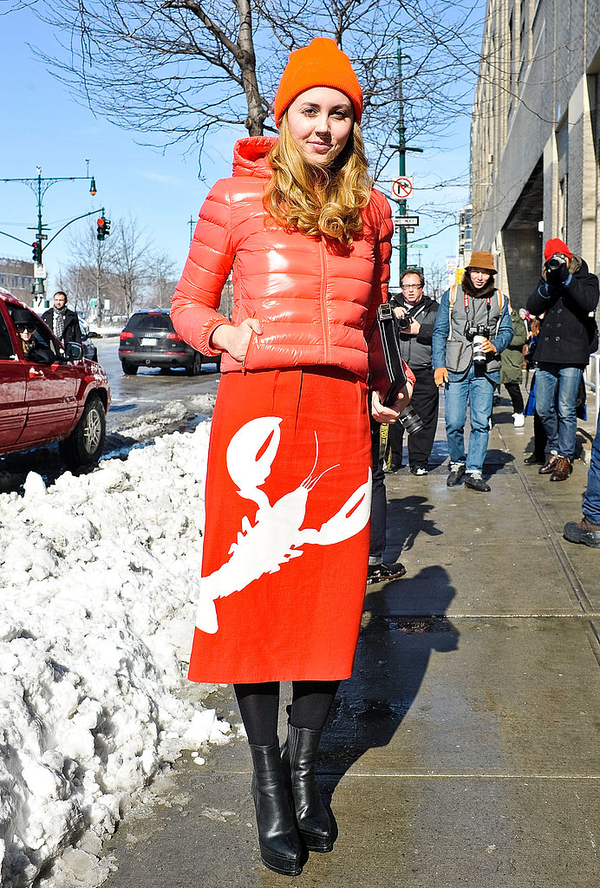 Что носить зимой: Яркие образы street style