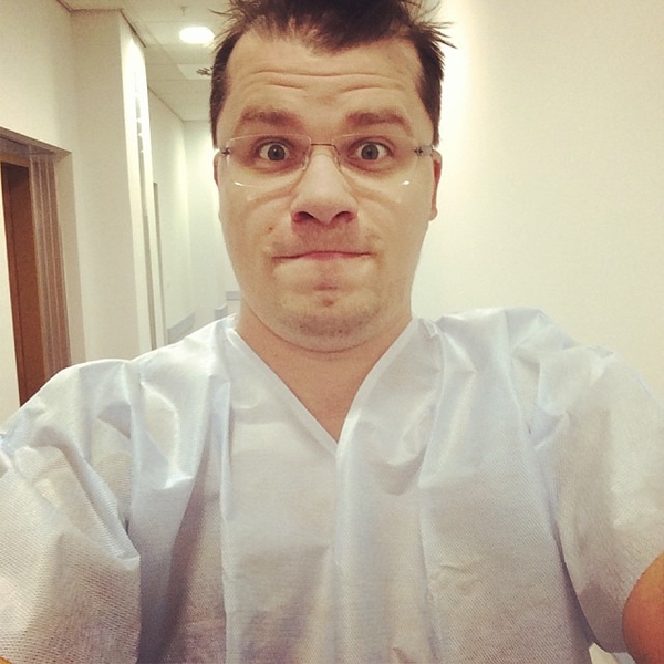 Кристина Асмус родила: Гарик Харламов показал фото из роддома