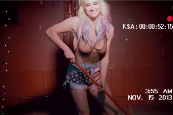 Певица Ke $ha представила видеоклип на песню Dirty Love