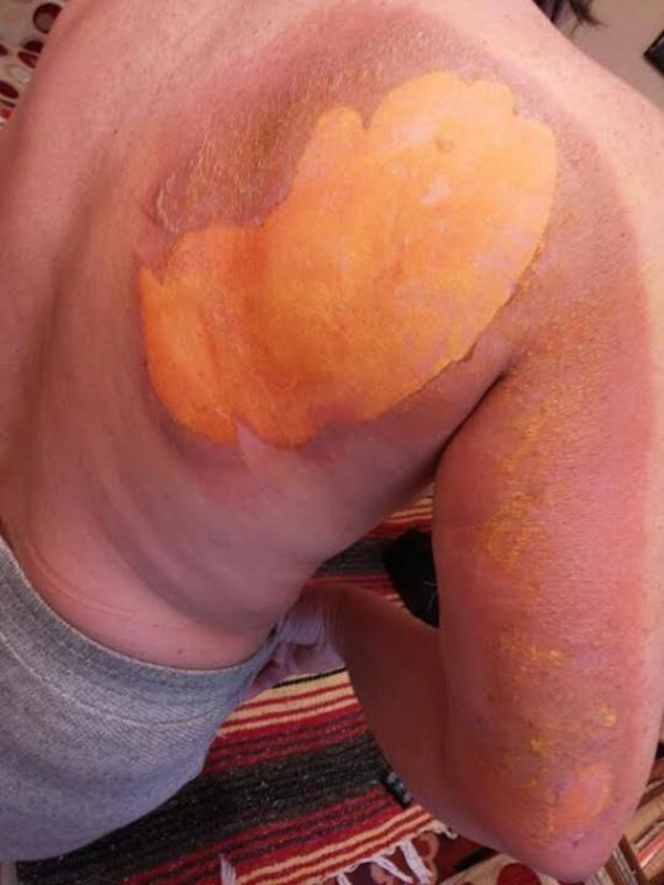 Ирина Шейк требует закрыть сауну, в которой ее мама получила ожоги