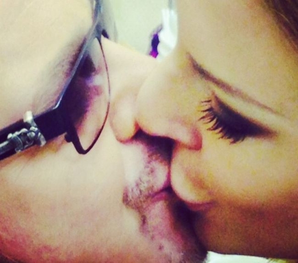 Пресняков показал интимный снимок с Подольской: Я так люблю свою Тусю