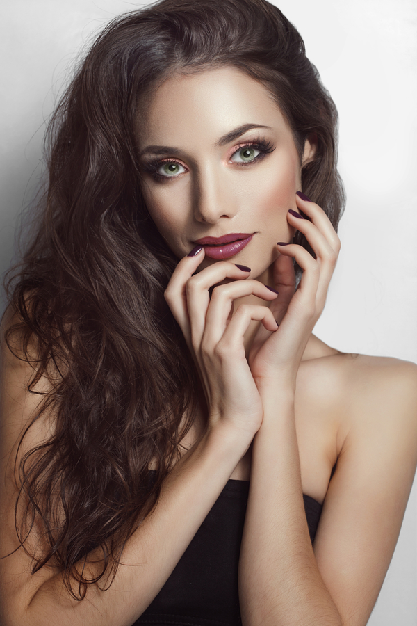 Как уменьшить нос с помощью макияжа