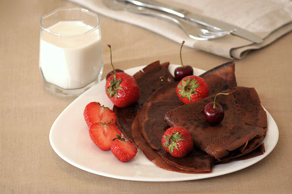 Блины с шоколадом: ТОП-5 рецептов