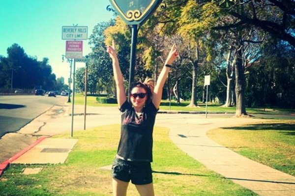 facebook.com/Yula.Yula1/photos