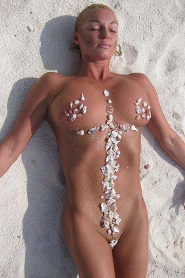 День рождения Анастасии Волочковой: ТОП-5 скандальных фото балерины