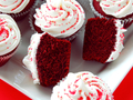 Капкейки Красный бархат на День святого Валентина