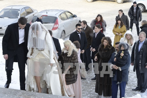 Сын Литвина и украинская журналистка поженились в Киеве