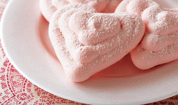 Как приготовить сердечки из безе на День святого Валентина