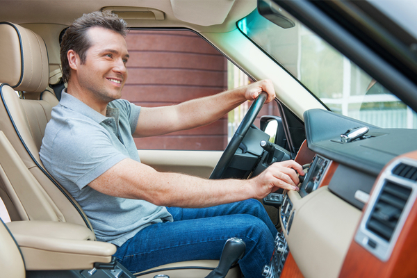 Что подарить мужчине к 23 февраля?