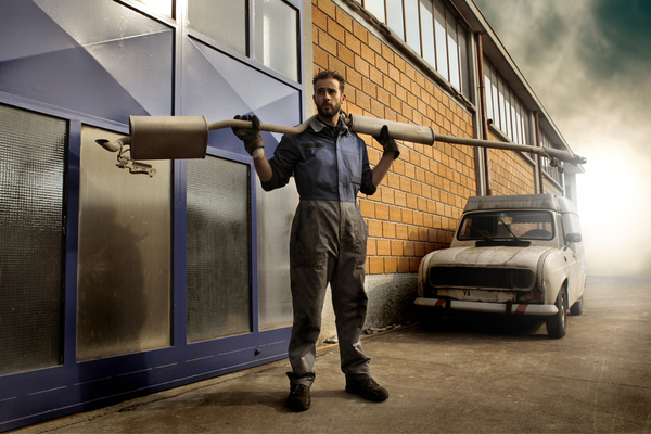 Что подарить мужчине к 23 февраля?