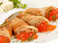 Блины с икрой: Три вкусные идеи