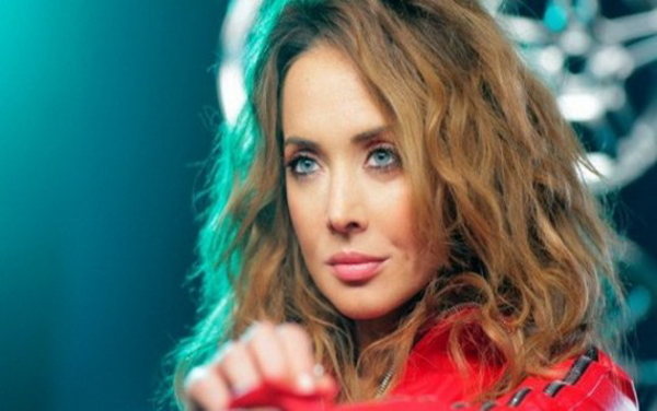 Врачи Жанны Фриске уверены, что звезда обойдется без операции