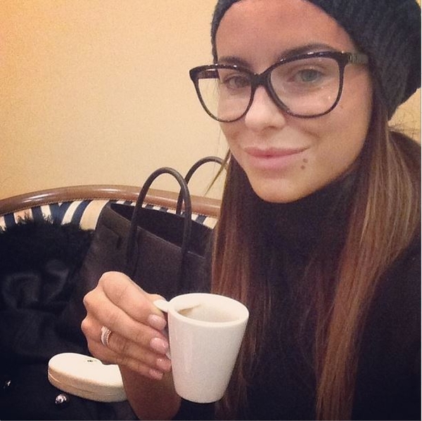 Стильные звезды-очкарики